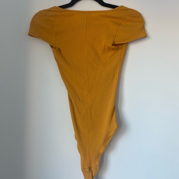 Yellow Urban outfitters leotard - Picture 2 of 2